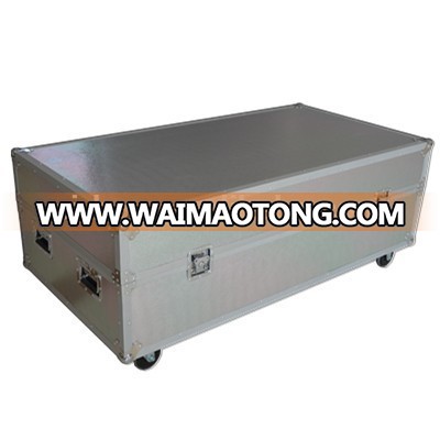 Customized Aluminum Sliver Embossing Transport Large Flight Case with Wheels